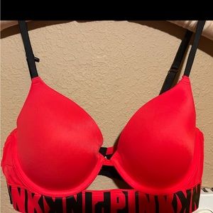 Victoria Secrets PINK padded Push up Bra